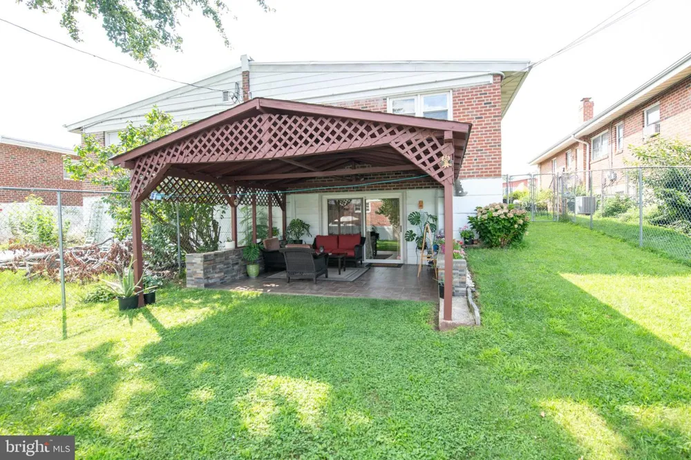 7705 DORCAS STREET Philadelphia, PA 19111