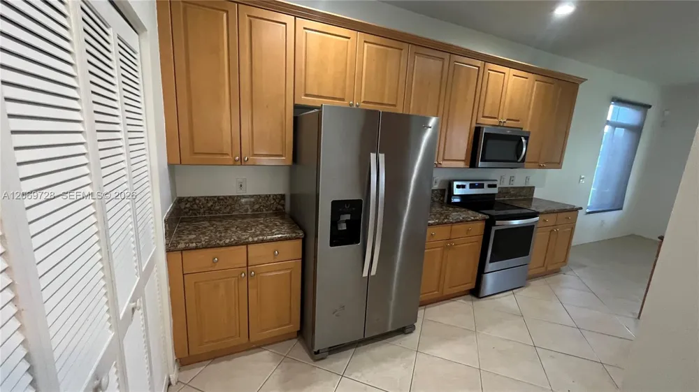 19351 SW 61st St #19351 Pembroke Pines, FL 33332