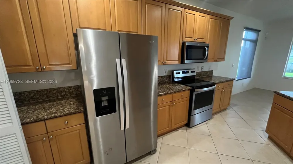 19351 SW 61st St #19351 Pembroke Pines, FL 33332
