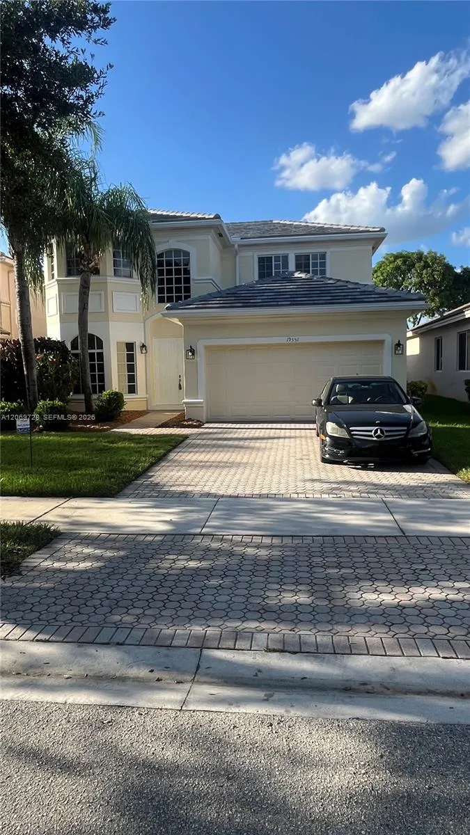 19351 SW 61st St #19351 Pembroke Pines, FL 33332