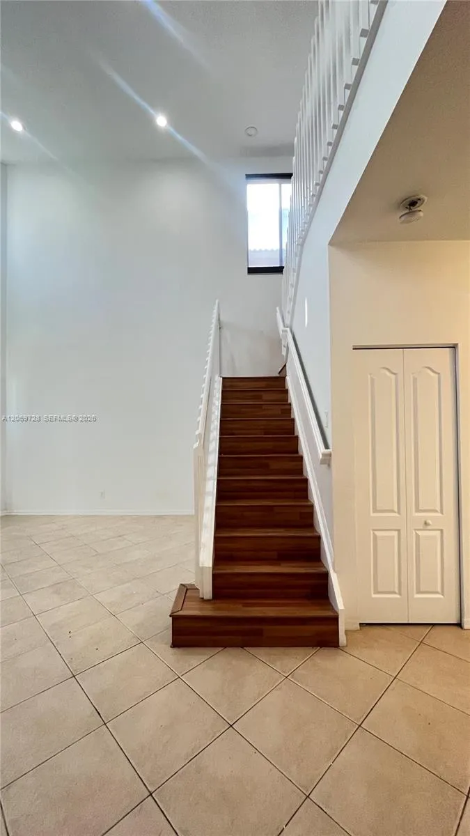 19351 SW 61st St #19351 Pembroke Pines, FL 33332