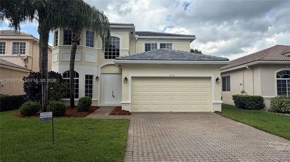 19351 SW 61st St #19351 Pembroke Pines, FL 33332