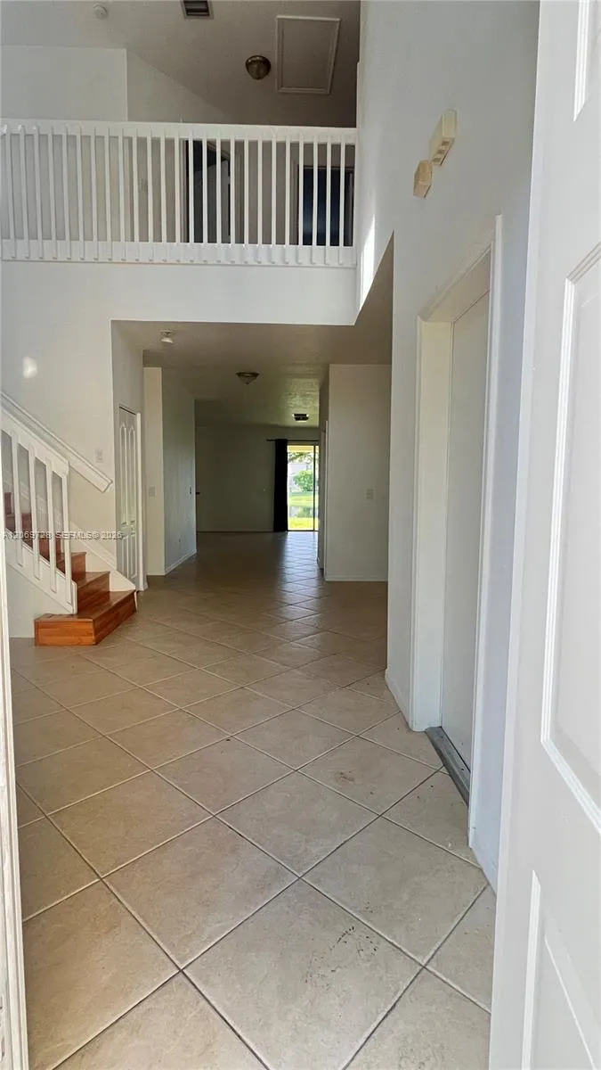 19351 SW 61st St #19351 Pembroke Pines, FL 33332