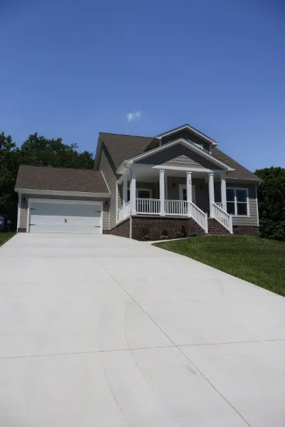 158 Lisa Drive Gordonsville, TN 38563