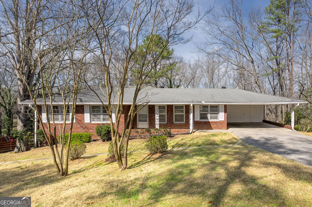 33 Summit DR Lindale, GA 30147
