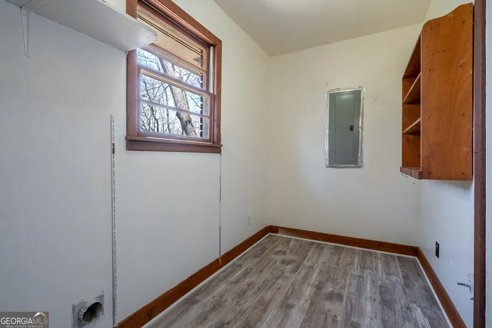 33 Summit DR Lindale, GA 30147