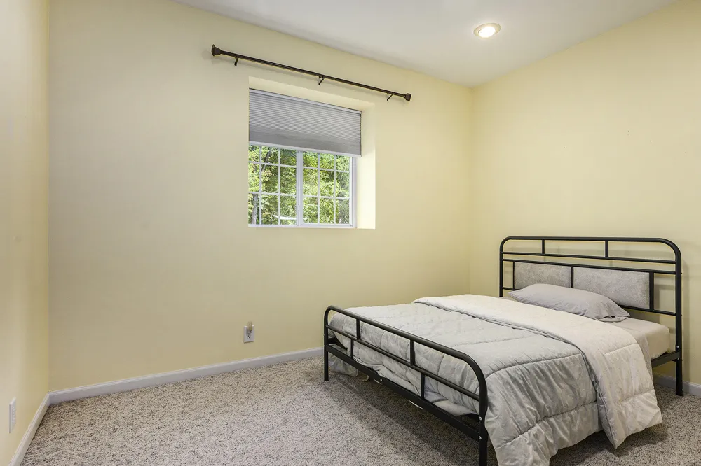5856 Windingwood Drive Kalamazoo, MI 49009