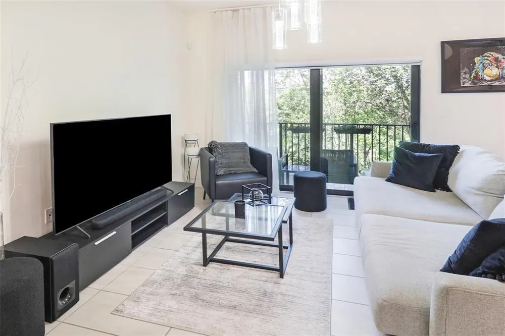10473 NW 82nd Street #9 Doral, FL 33178