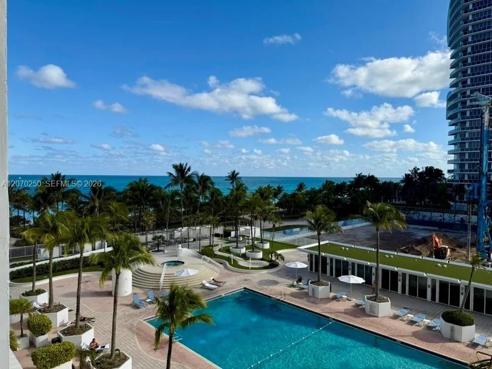 10275 Collins Ave #415 Bal Harbour, FL 33154
