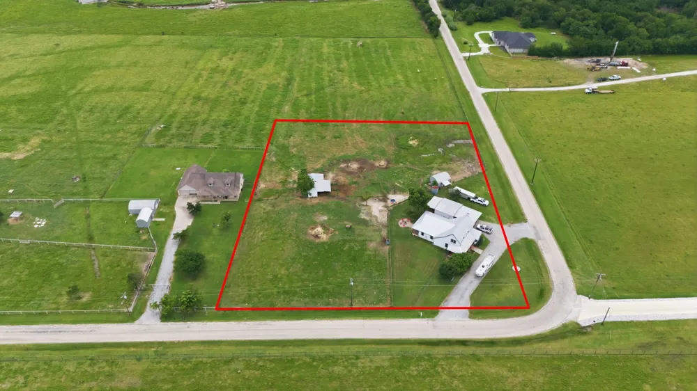 12509 Strittmatter Road Pilot Point, TX 76258