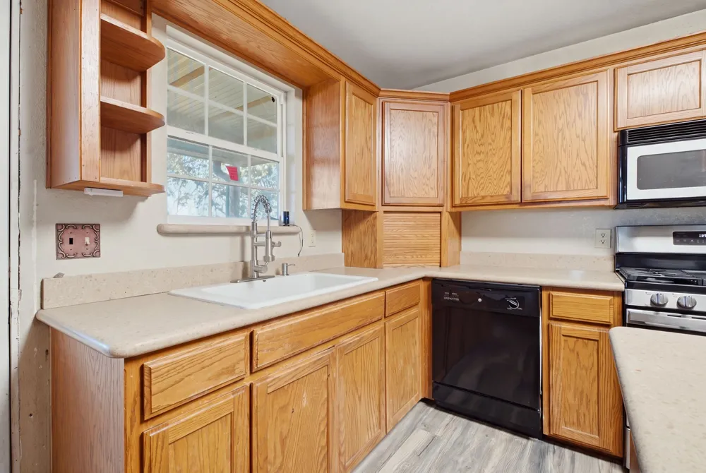 12509 Strittmatter Road Pilot Point, TX 76258