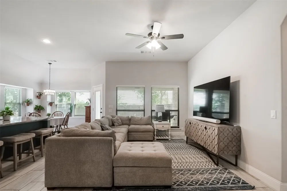 201 Providence Drive Van Alstyne, TX 75495