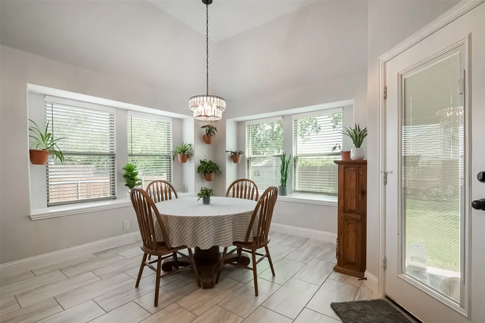 201 Providence Drive Van Alstyne, TX 75495