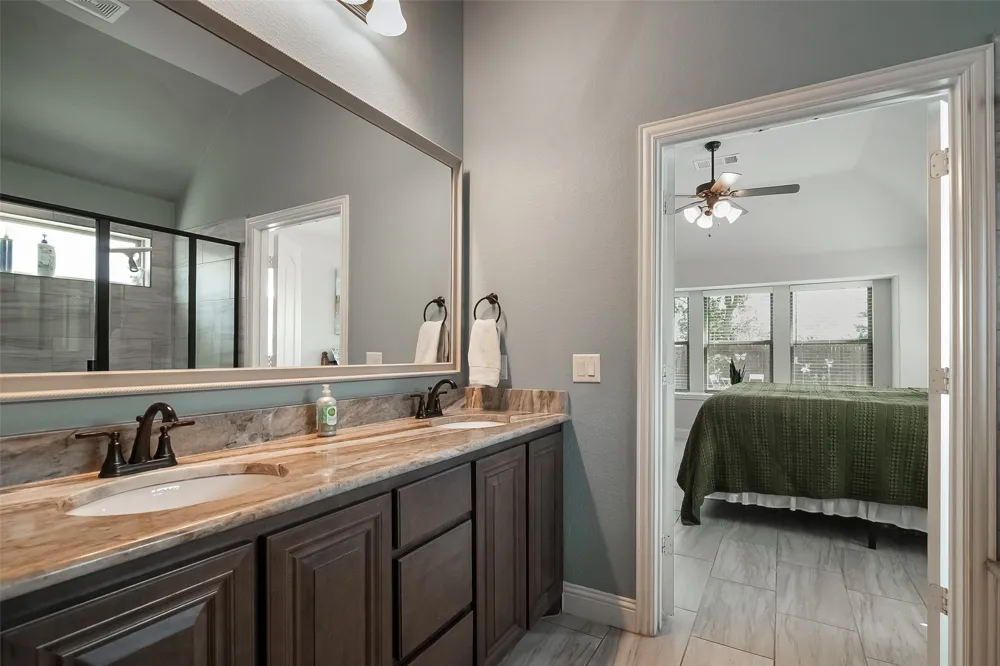 201 Providence Drive Van Alstyne, TX 75495