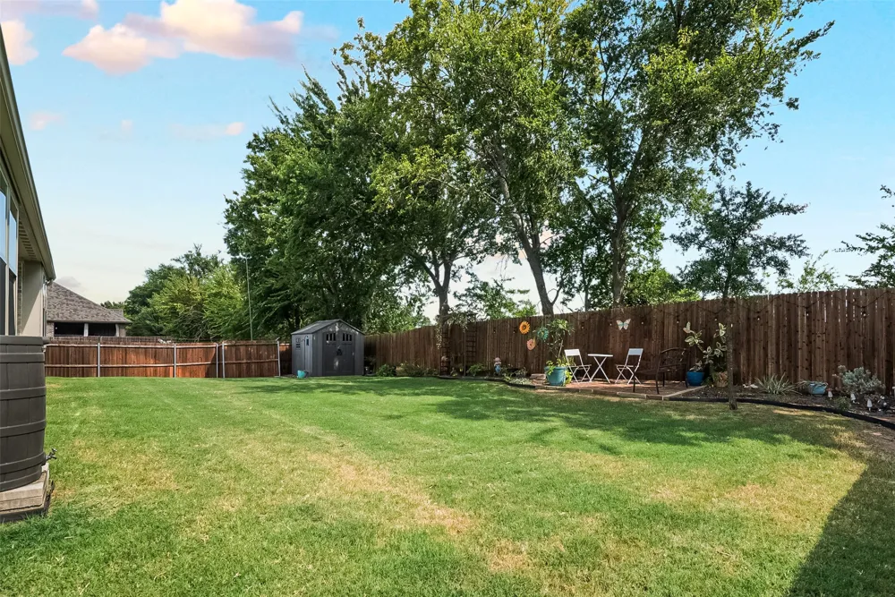 201 Providence Drive Van Alstyne, TX 75495