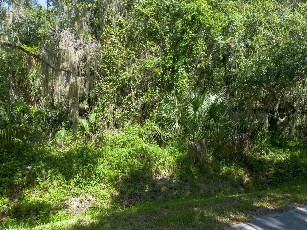 BEACH PARKWAY Lake Wales, FL 33898