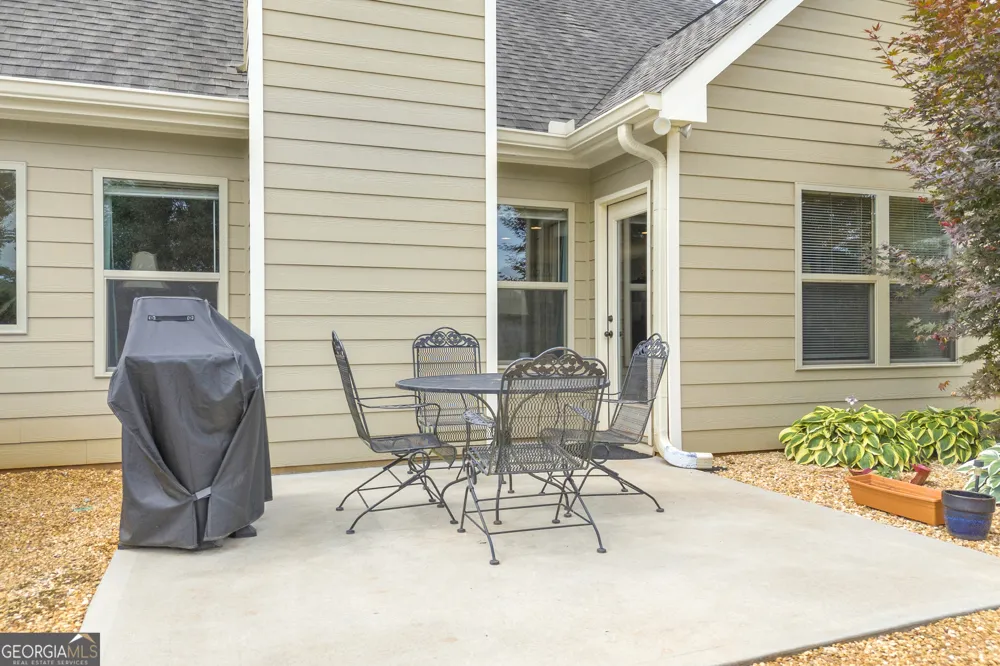 70 Glenn TRL Winder, GA 30680