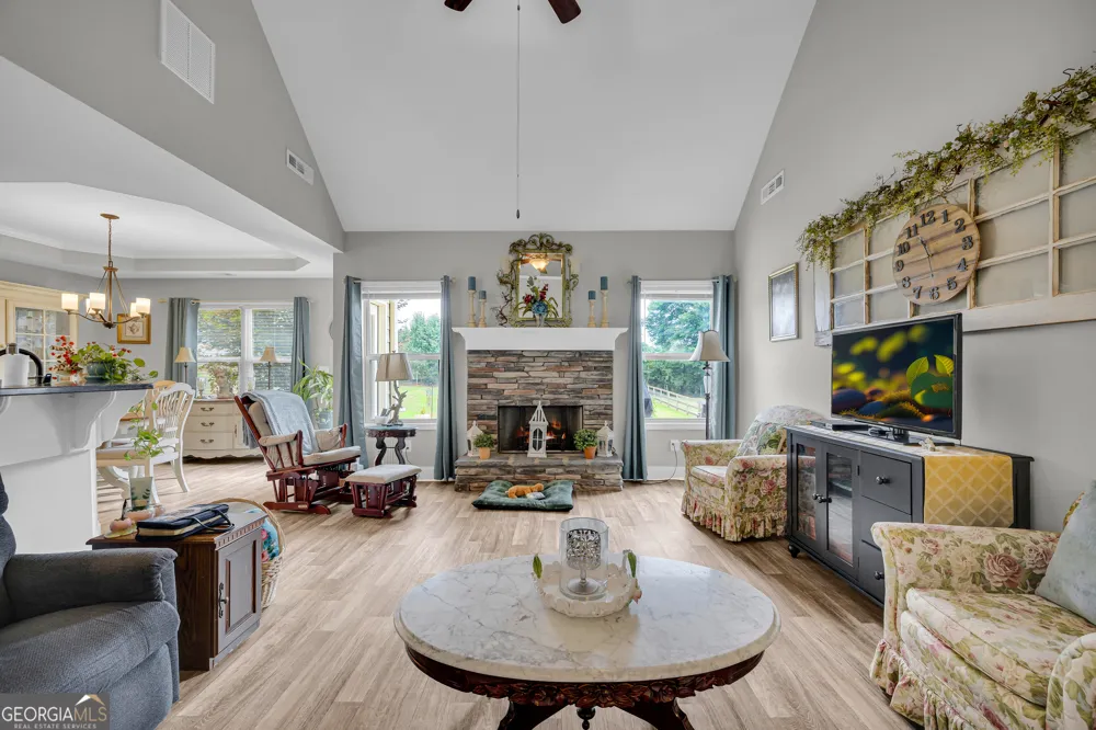 70 Glenn TRL Winder, GA 30680