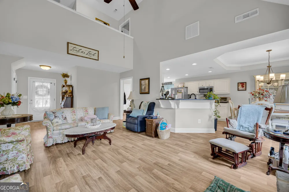 70 Glenn TRL Winder, GA 30680