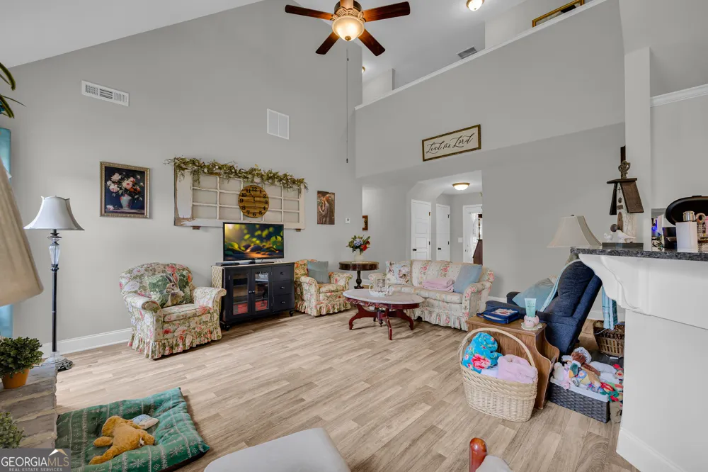 70 Glenn TRL Winder, GA 30680