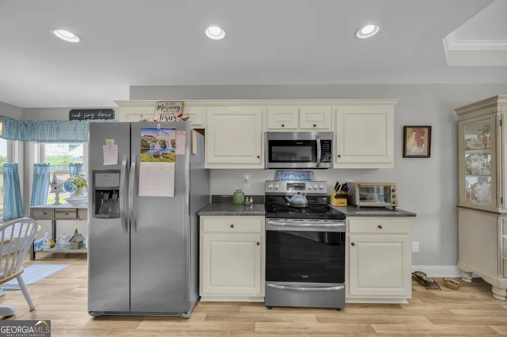 70 Glenn TRL Winder, GA 30680