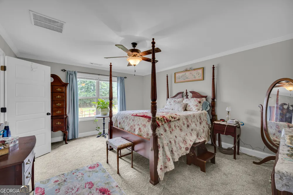 70 Glenn TRL Winder, GA 30680