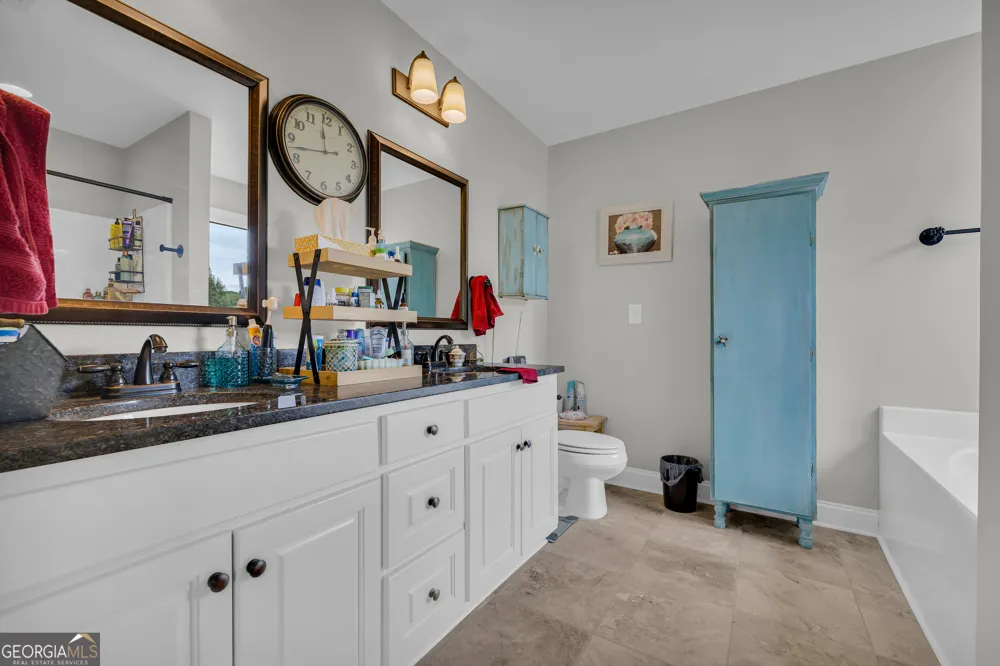 70 Glenn TRL Winder, GA 30680