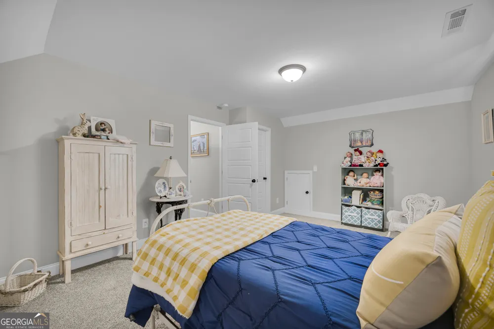 70 Glenn TRL Winder, GA 30680