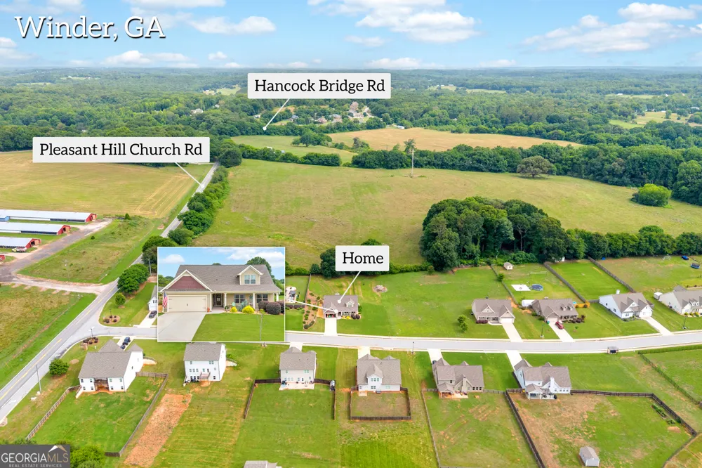 70 Glenn TRL Winder, GA 30680