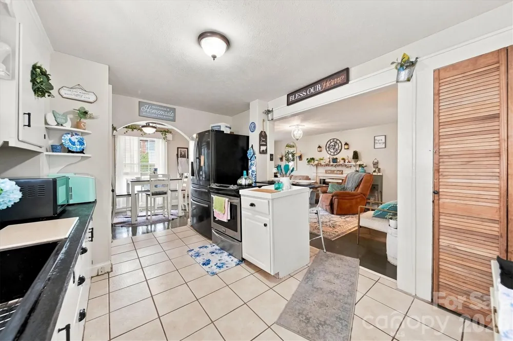 239 Anderson Street Morganton, NC 28655