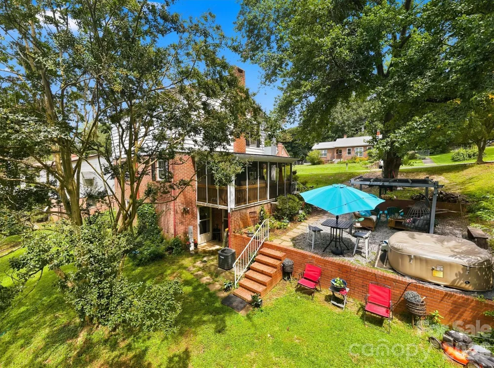 239 Anderson Street Morganton, NC 28655