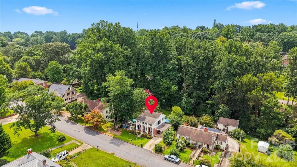 239 Anderson Street Morganton, NC 28655