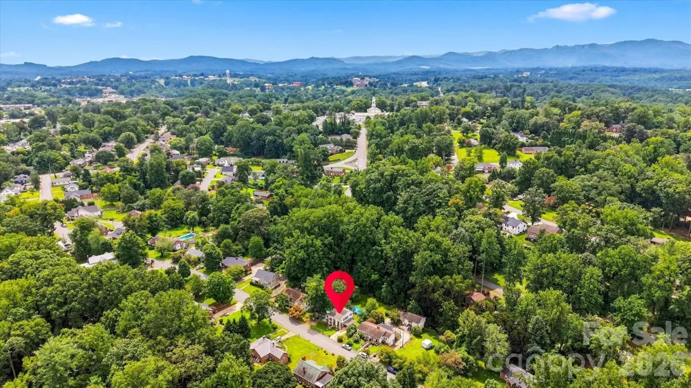 239 Anderson Street Morganton, NC 28655