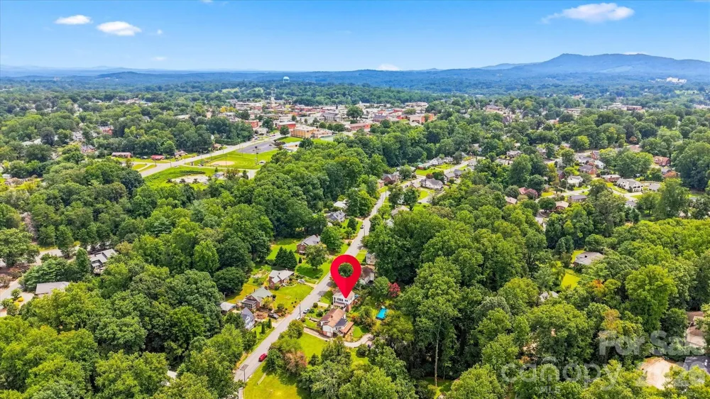 239 Anderson Street Morganton, NC 28655