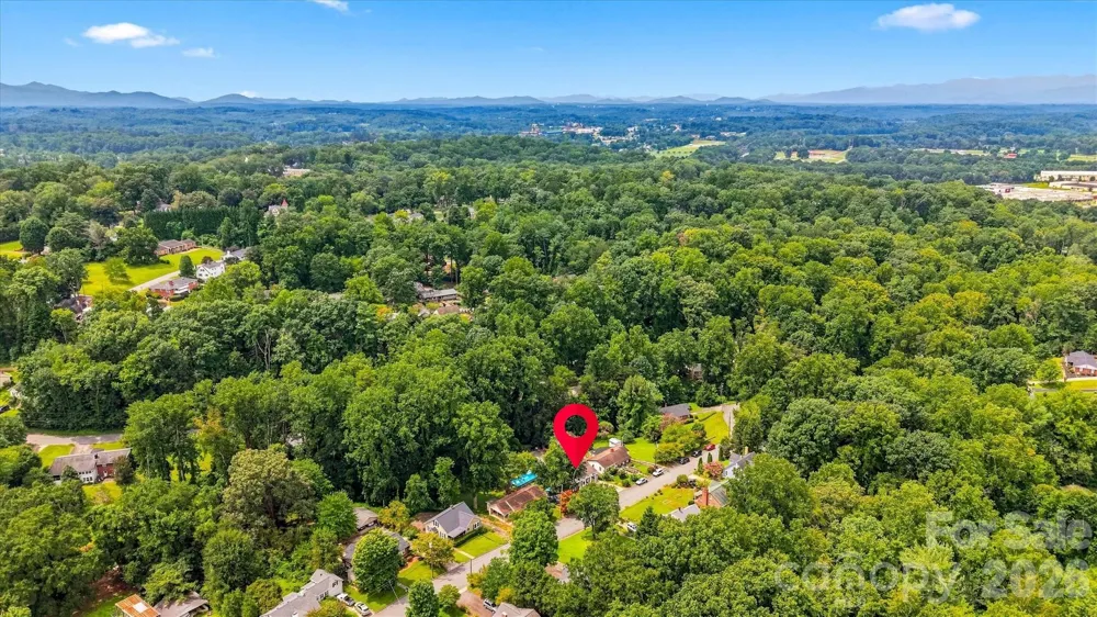 239 Anderson Street Morganton, NC 28655