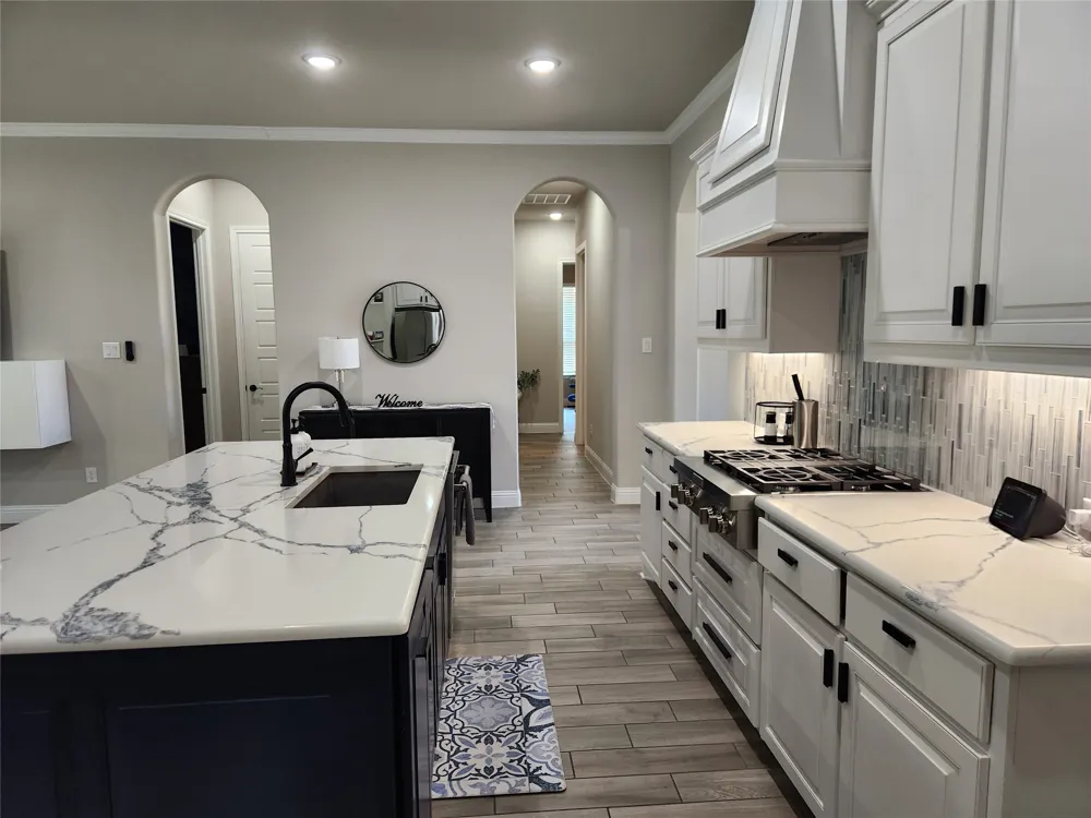 1000 Nogalito Avenue Crowley, TX 76036