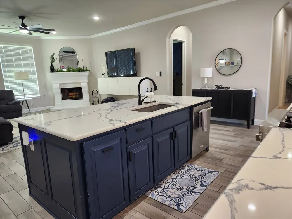 1000 Nogalito Avenue Crowley, TX 76036