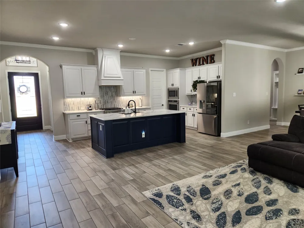 1000 Nogalito Avenue Crowley, TX 76036