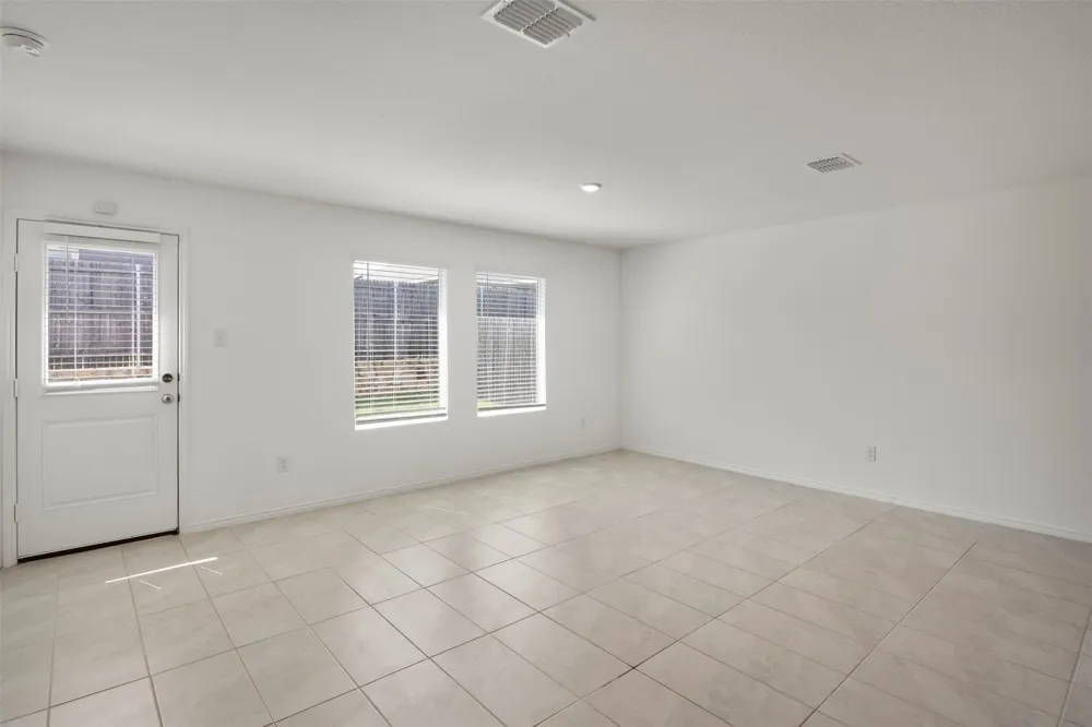 11807 Marcellus Way Justin, TX 76247
