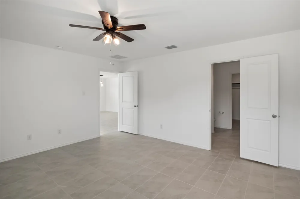11807 Marcellus Way Justin, TX 76247