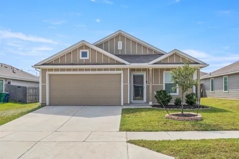 11807 Marcellus Way