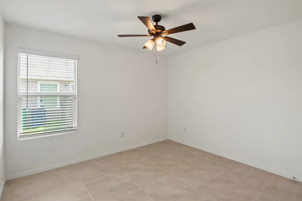 11807 Marcellus Way Justin, TX 76247