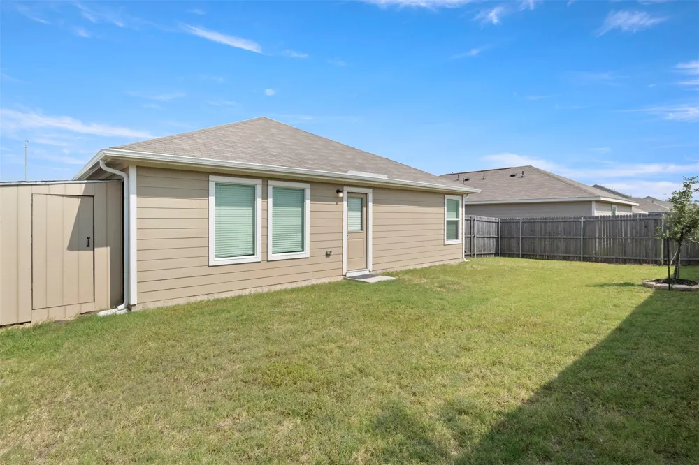 11807 Marcellus Way Justin, TX 76247