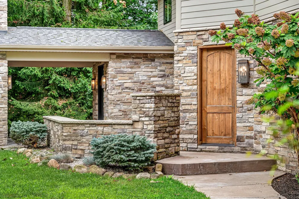 2246 Shelter Pointe Drive Kalamazoo City, MI 49008