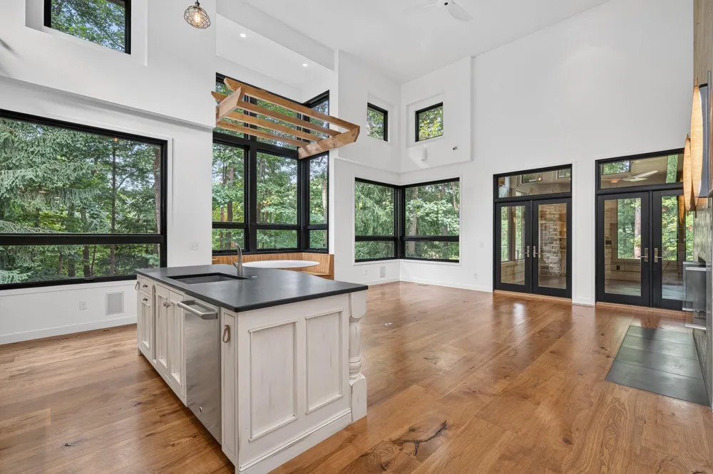 2246 Shelter Pointe Drive Kalamazoo City, MI 49008