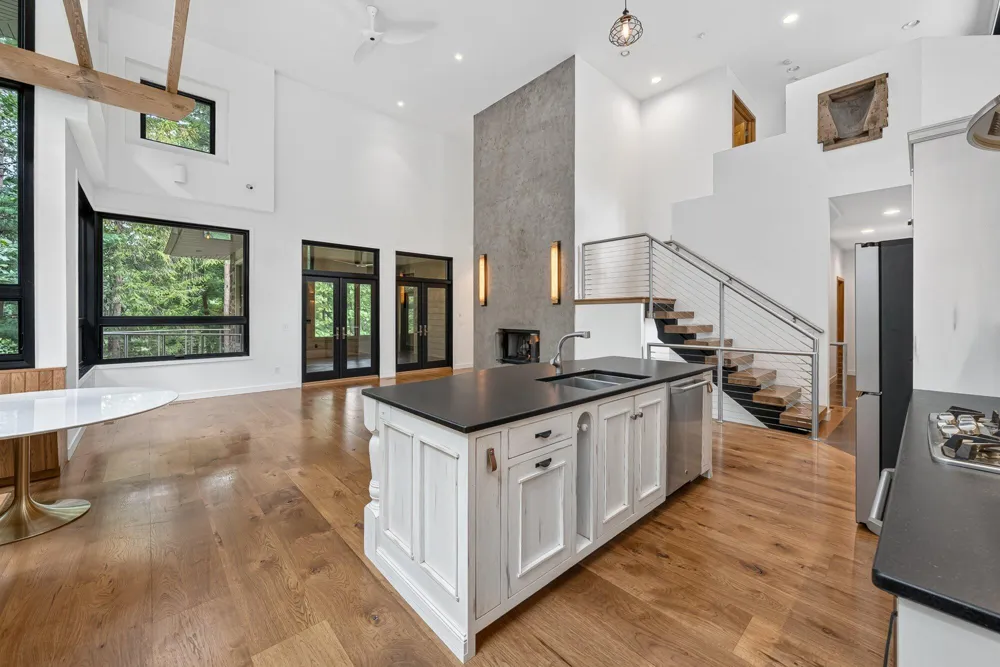 2246 Shelter Pointe Drive Kalamazoo City, MI 49008