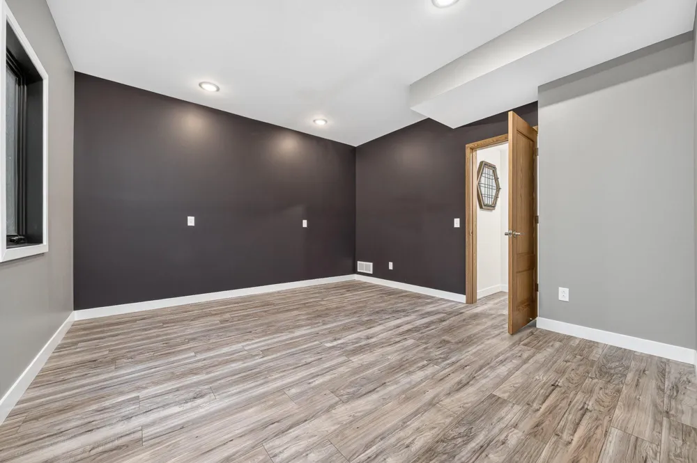 2246 Shelter Pointe Drive Kalamazoo City, MI 49008