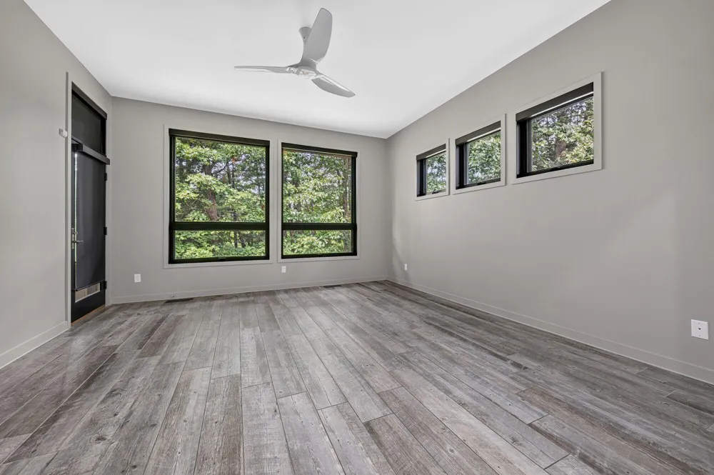 2246 Shelter Pointe Drive Kalamazoo City, MI 49008