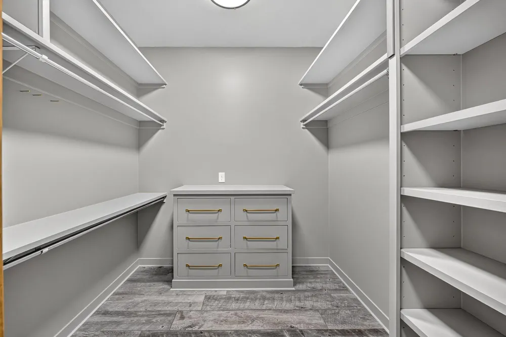 2246 Shelter Pointe Drive Kalamazoo City, MI 49008