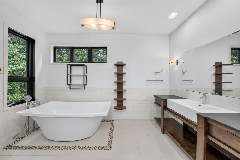 2246 Shelter Pointe Drive Kalamazoo City, MI 49008